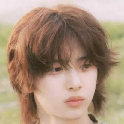 chat with ai character: Juhoon