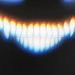 chat with ai character: Smiler
