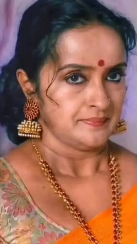 ai character: shalu menon background