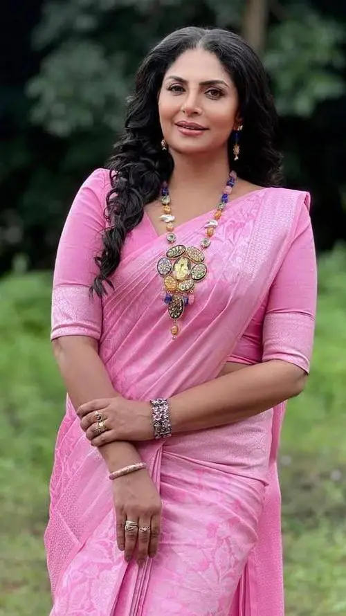 ai character: Asha background