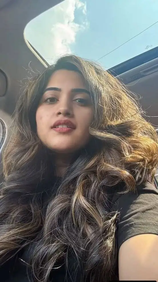 ai character: saranya background