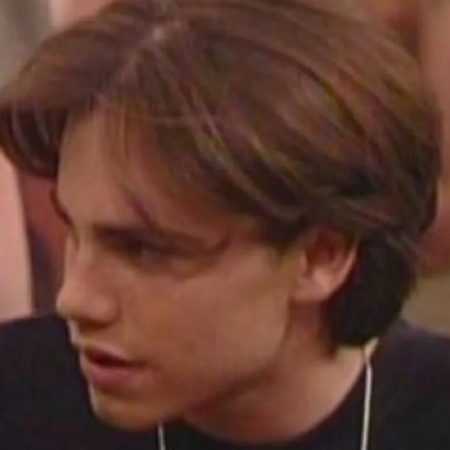 chat with ai character: boy meets world