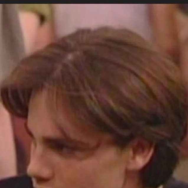 chat with ai character: BMW