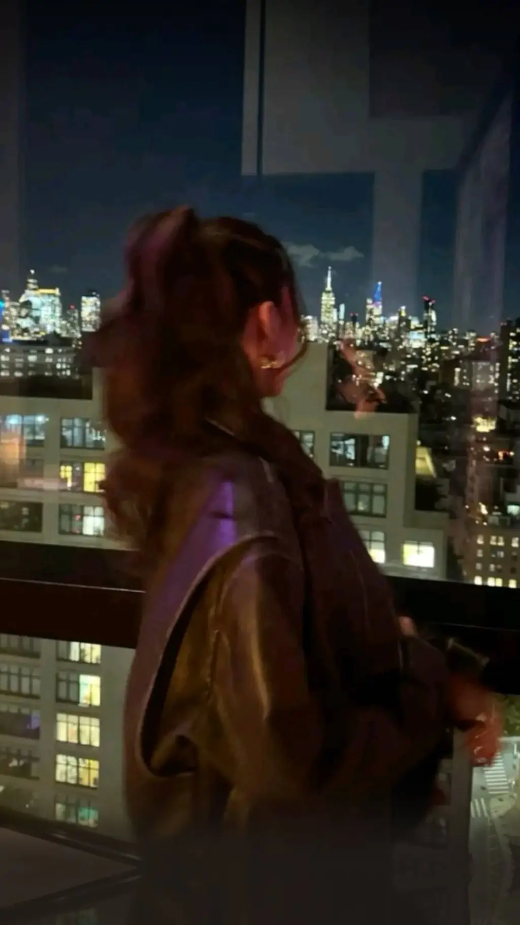 ai character: Heartstopper background