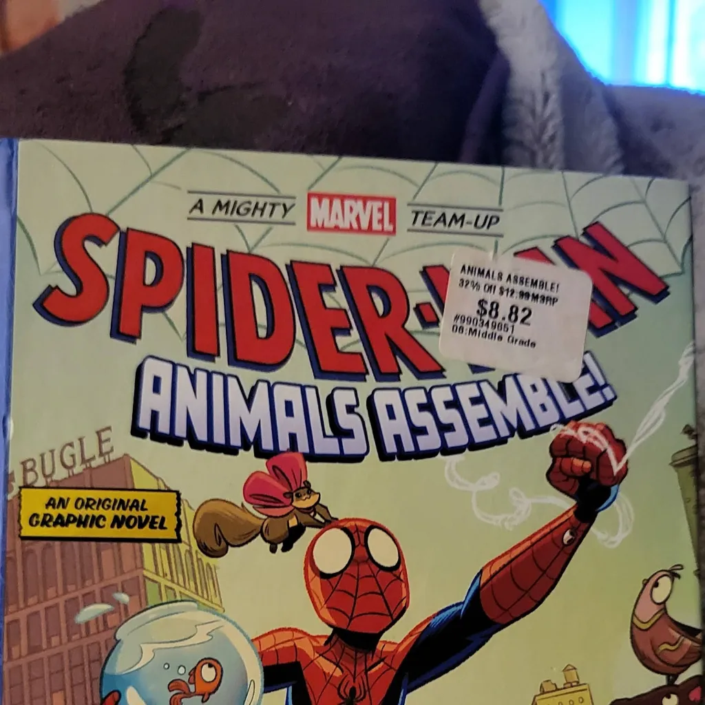 chat with ai character: Spiderman