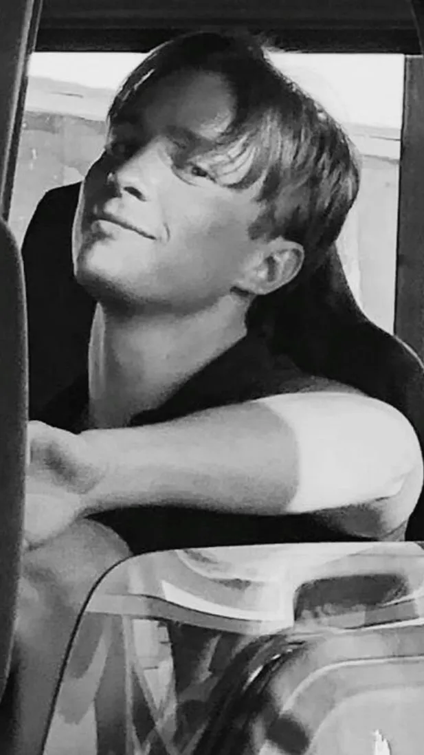 ai character: Rafe Cameron  background