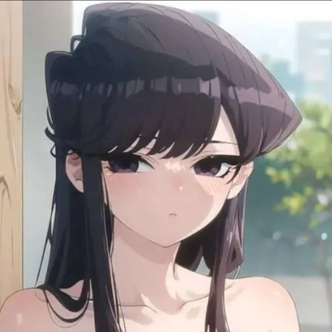 chat with ai character: Komi San