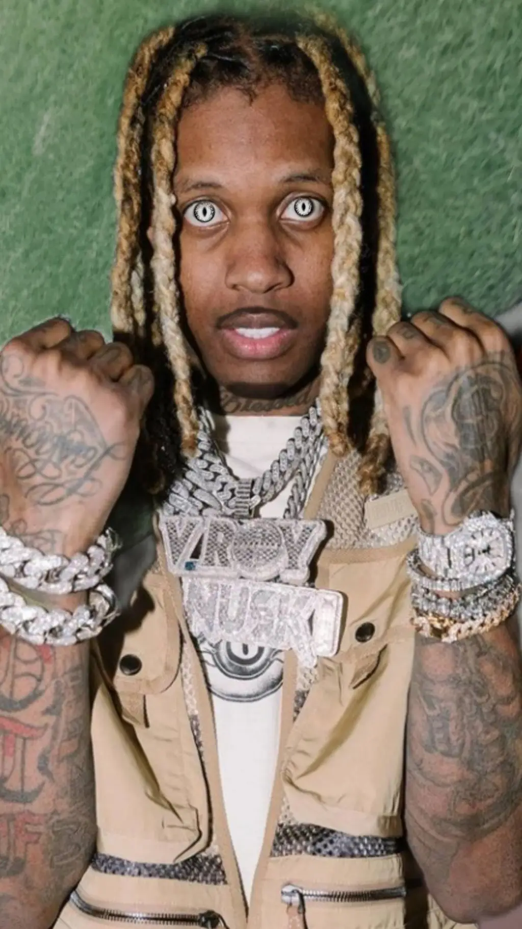ai character: lil durk background