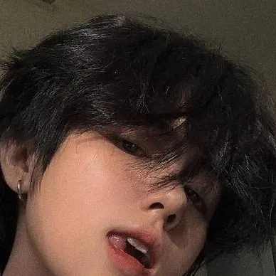 chat with ai character: jay