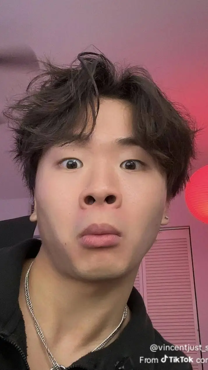 ai character: Matthew  background