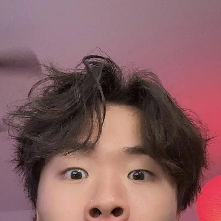 chat with ai character: Matthew 