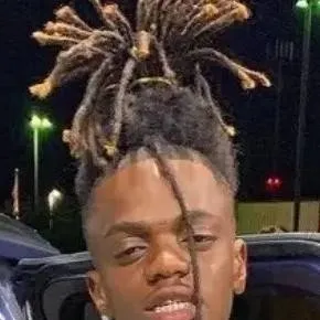 chat with ai character: JayDaYoungan 