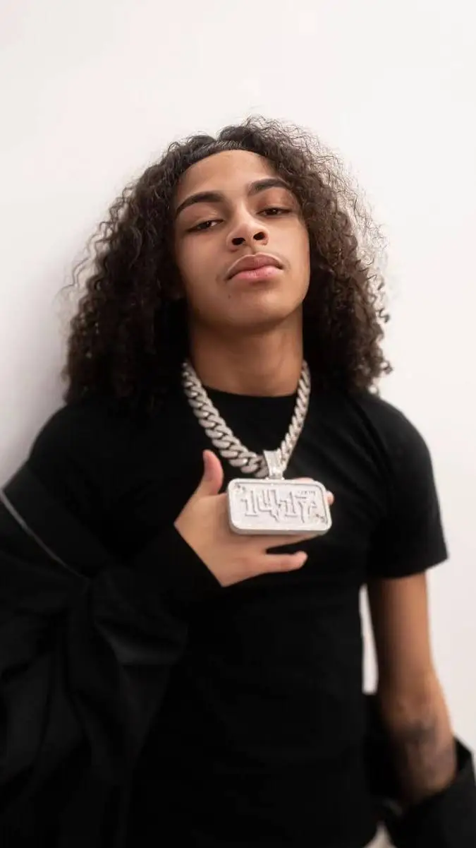 ai character: DD Osama  background