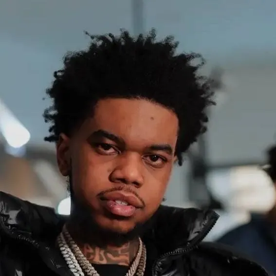 chat with ai character: Lil Poppa 