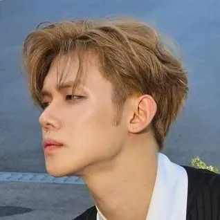 chat with ai character: Yeonjun 🤭✨