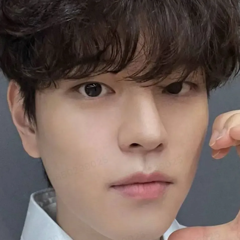 chat with ai character: Seungmin 
