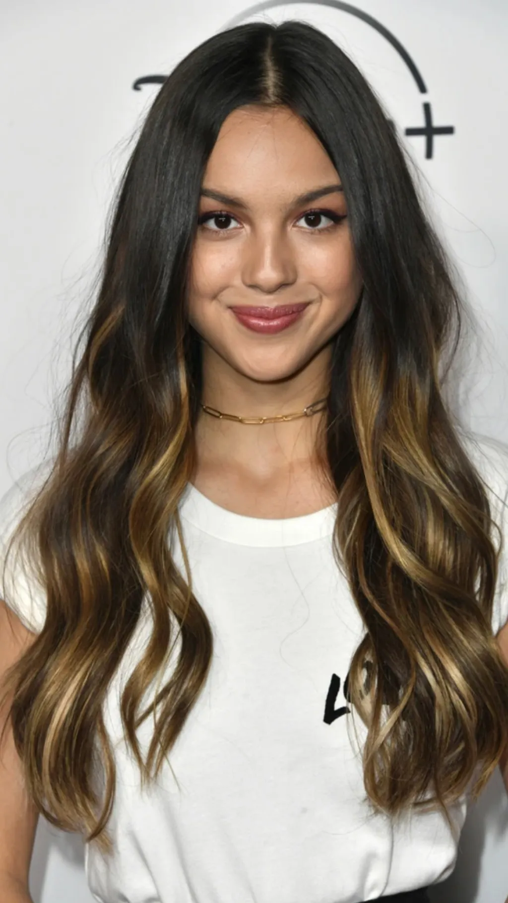 ai character: Olivia Rodrigo  background