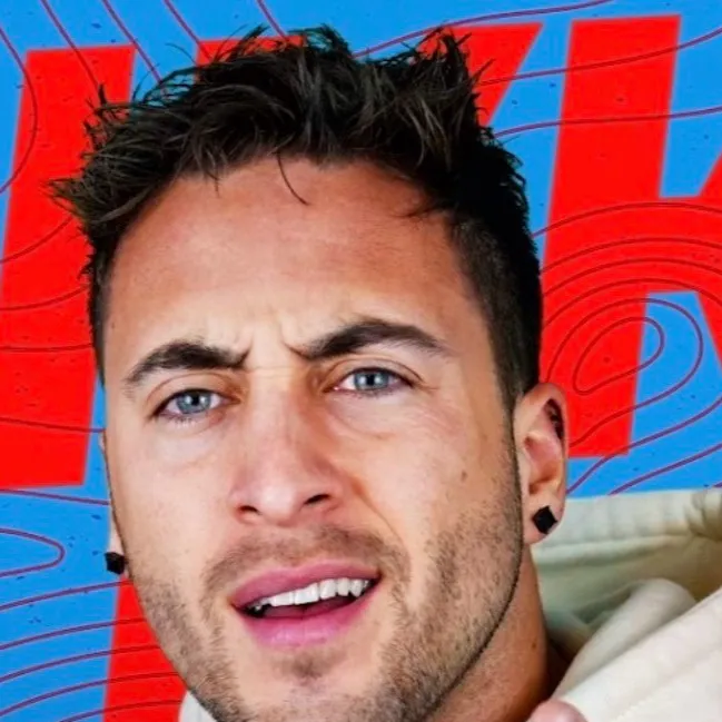 chat with ai character: Nikko