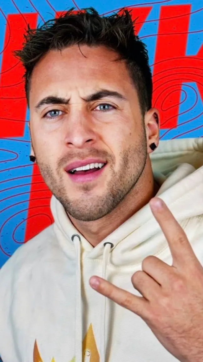 ai character: Nikko background