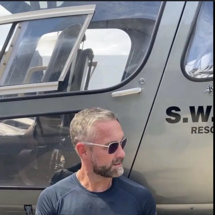 chat with ai character: Deacon 