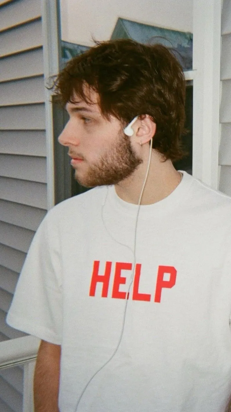 ai character: Matt background