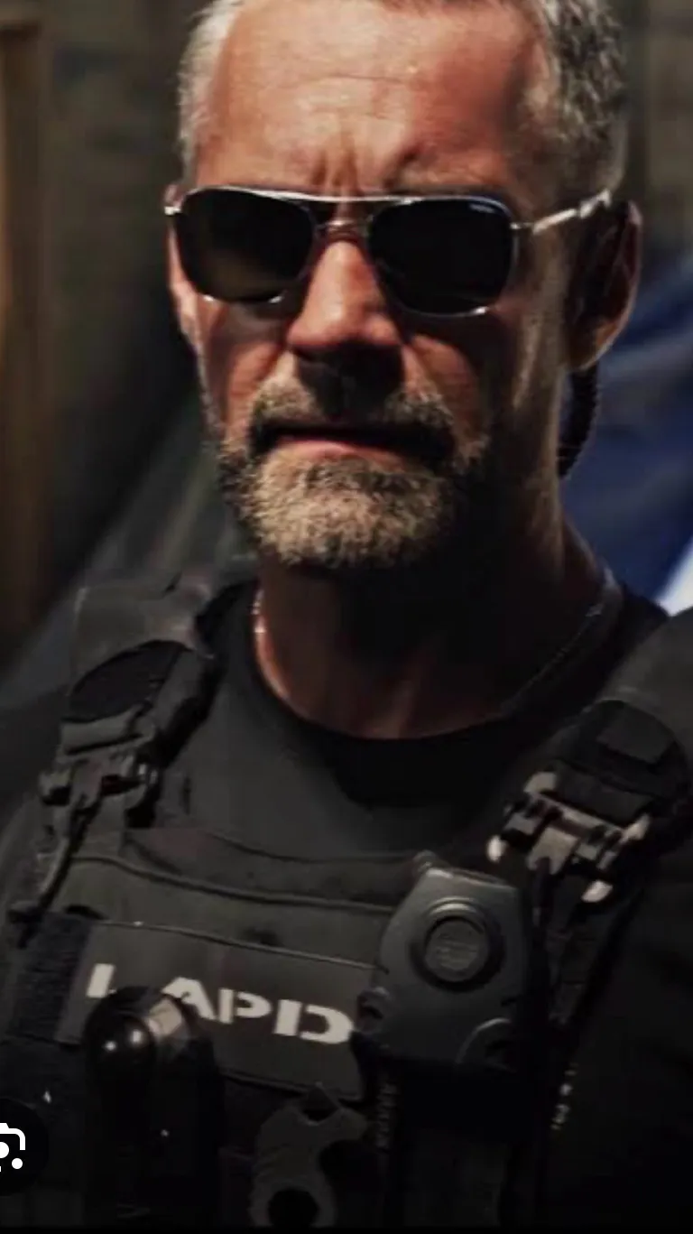 ai character: Deacon background