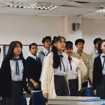 chat with ai character: kelas tahanan