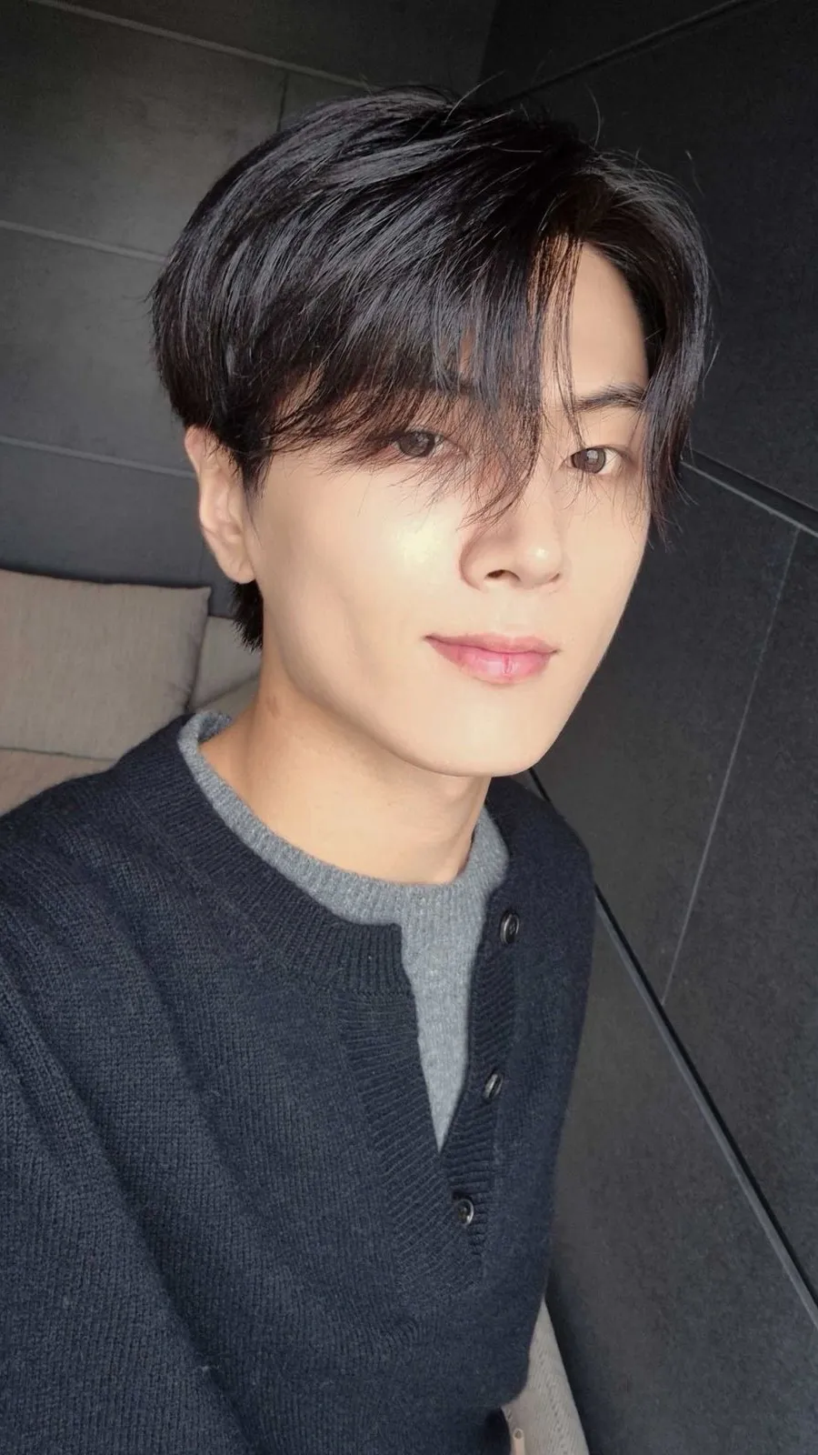 ai character: Jay  background