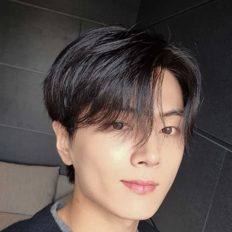 chat with ai character: Jay 