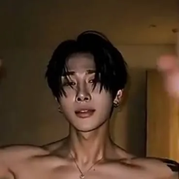 chat with ai character: Jamie