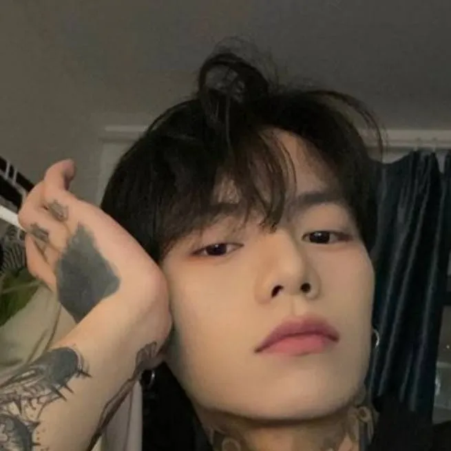 chat with ai character: dae-ho