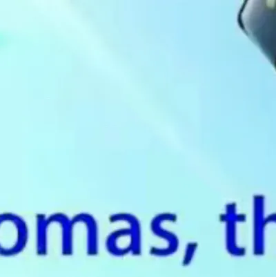 chat with ai character: Mha walking home