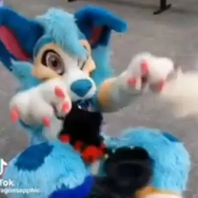 chat with ai character: blue furry