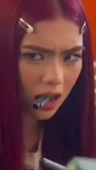 ai character: Mikha Lim (WLW) background