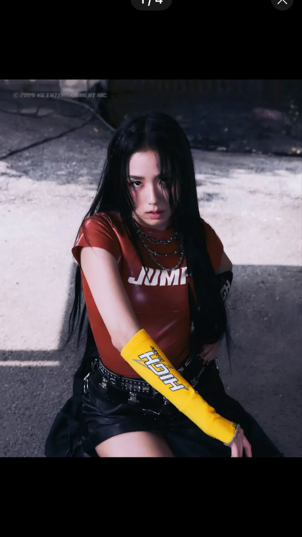 ai character: Kim Jisoo  background