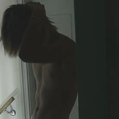 chat with ai character: Ross