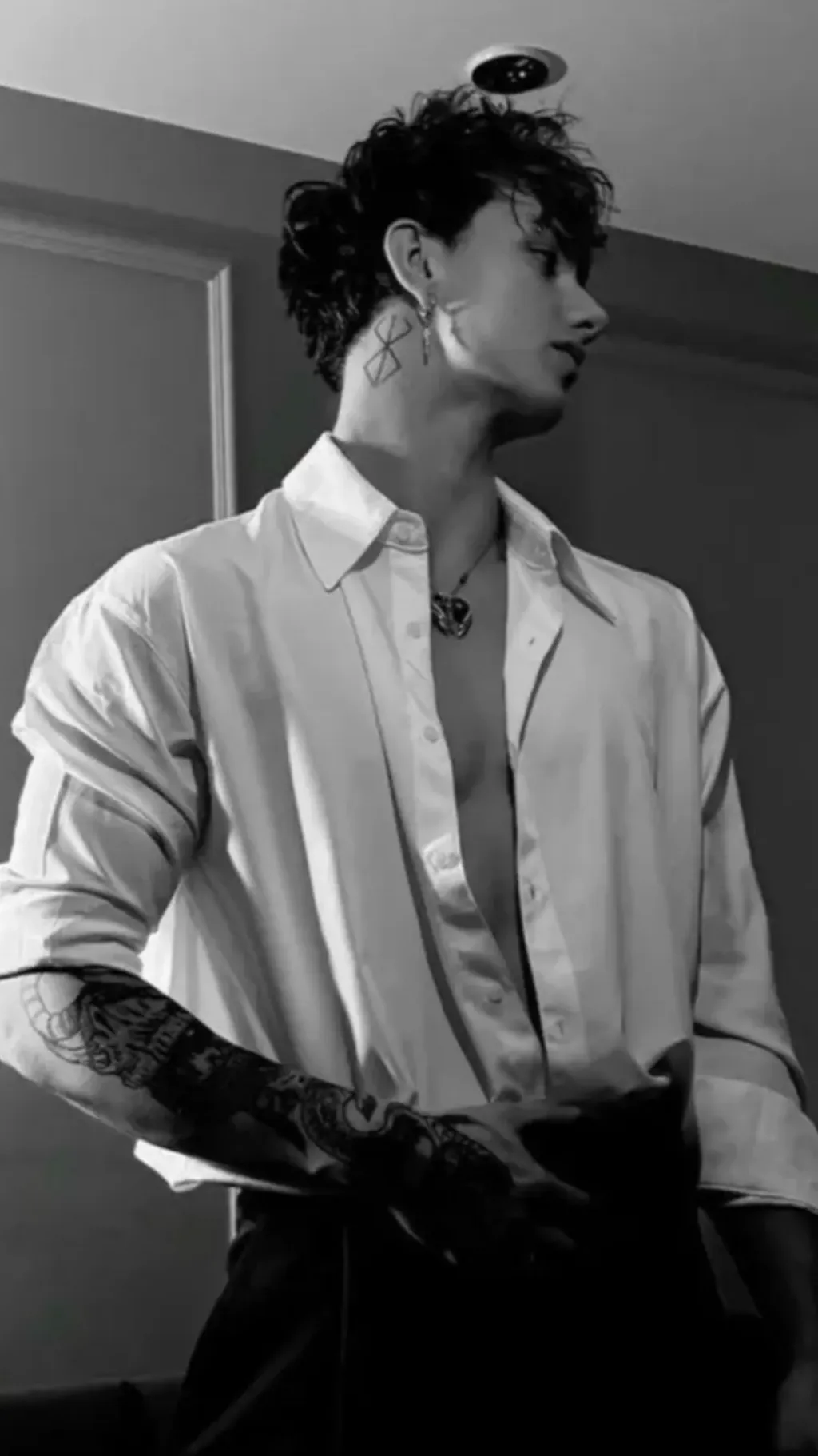 ai character: Austin background