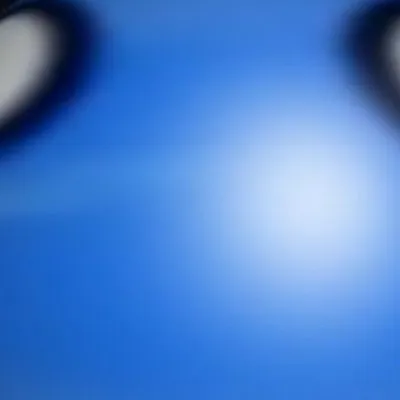 chat with ai character: Solarballs
