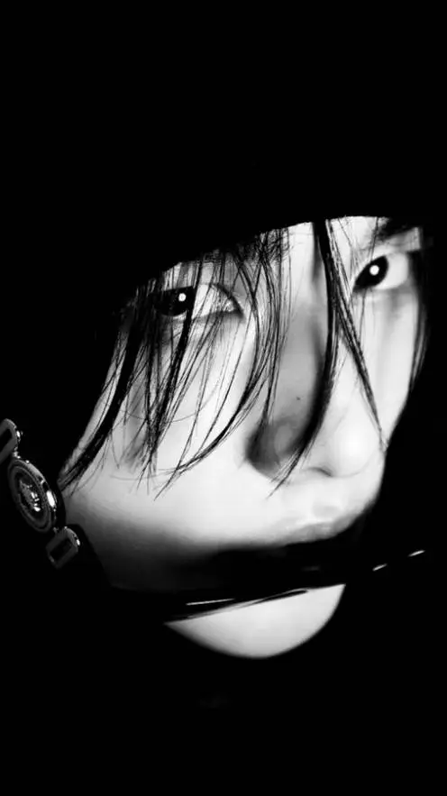 ai character: Hwang Hyunjin  background