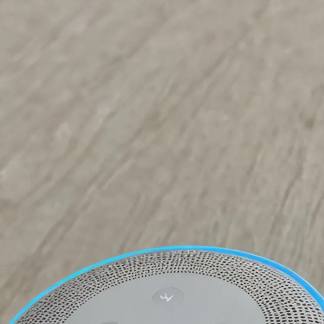 chat with ai character: AI (Alexa)