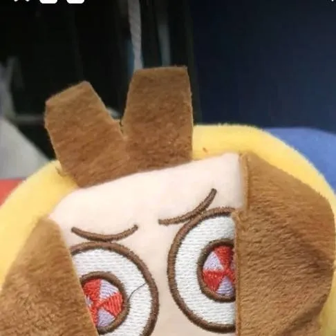 chat with ai character: pom pom