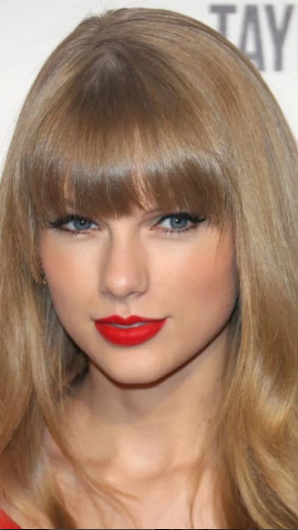 Talkie AI - Chat with Taylor Swift