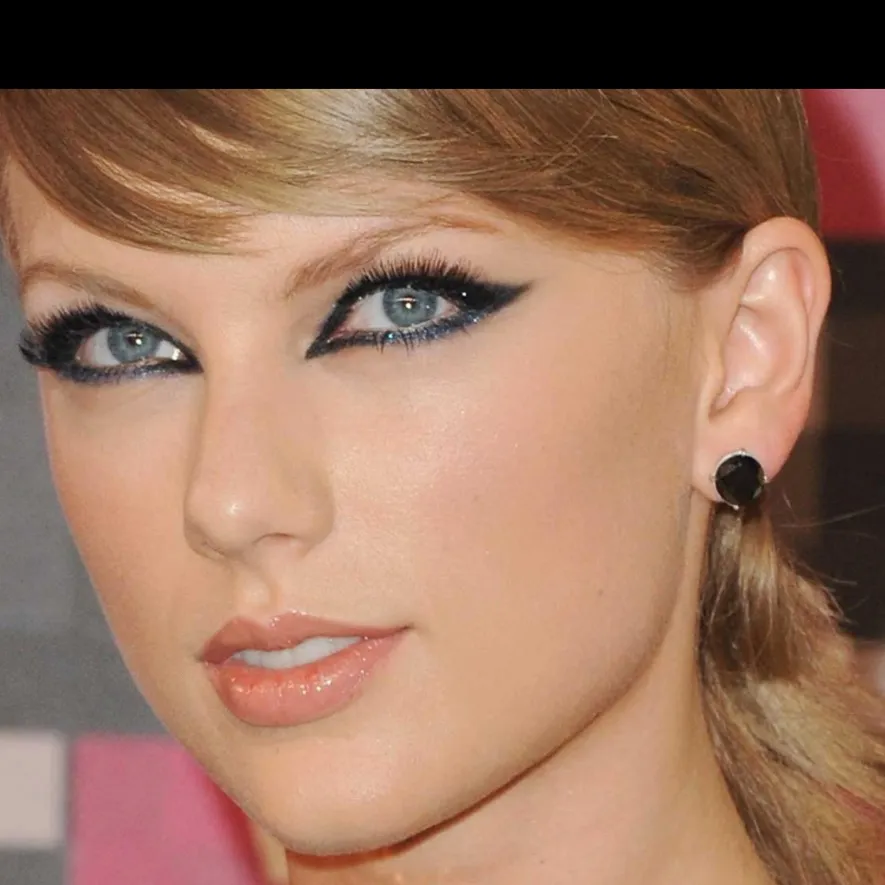 chat with ai character: Taylor Swift