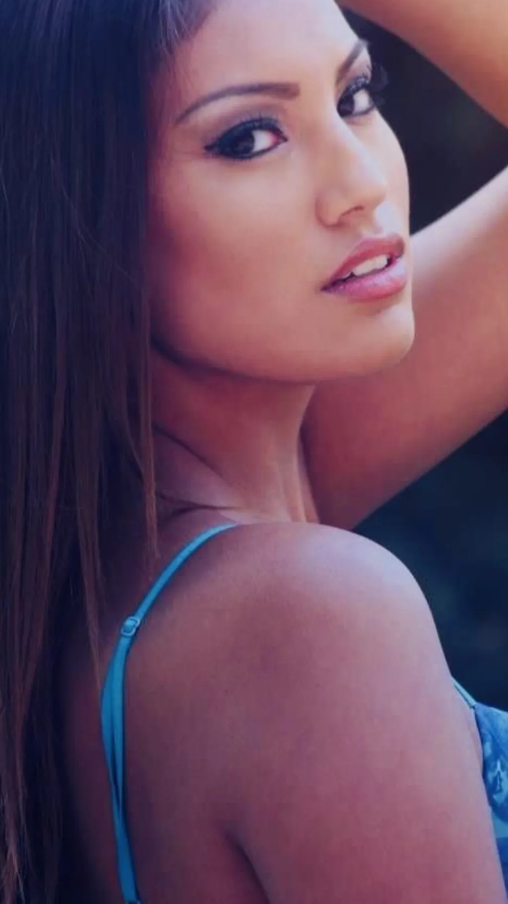 Talkie AI - Chat with Ashley Callingbull