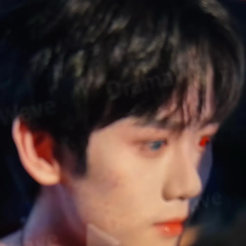 chat with ai character: Zombie King/Eric