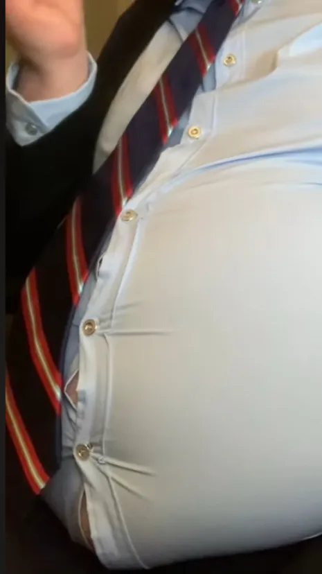 ai character: Fat bf background