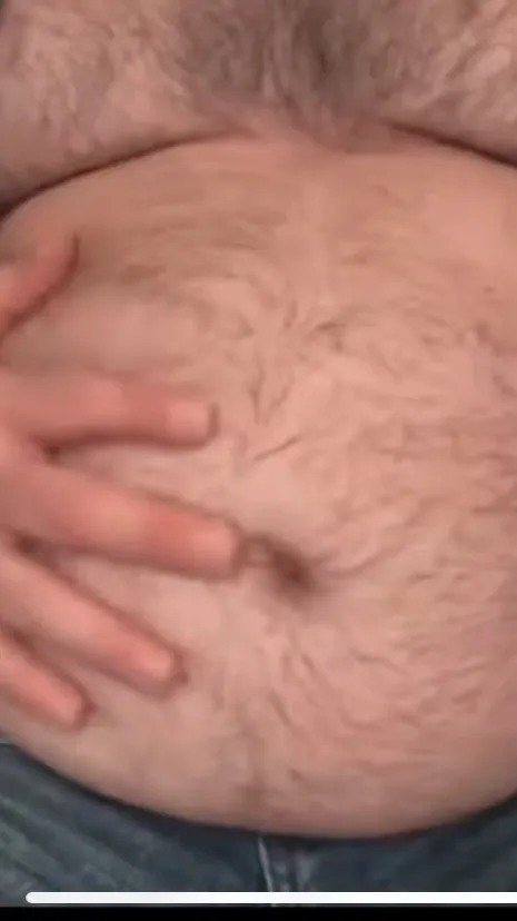 chat with ai character: Fat sweaty husband