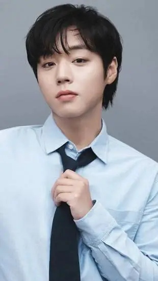 ai character: park ji-hoon  background
