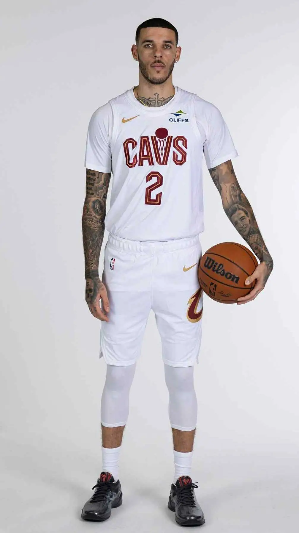 ai character: Lonzo Ball background