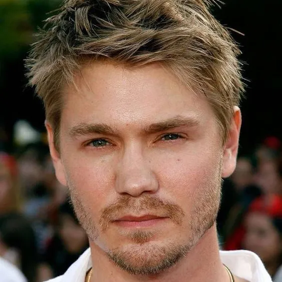 chat with ai character: Chad Murray